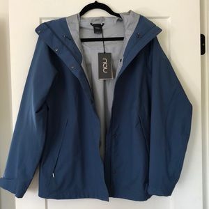 Nau Raincoat